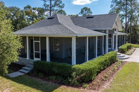 House in High Springs, Florida 3 bedrooms, 210.7 sq.m. № 2092153 - photo 7