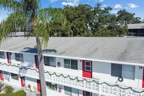 Condo in Seminole, Florida, 1 bedroom  № 1776654 - photo 3