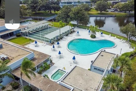 Condo in Seminole, Florida, 1 bedroom  № 1776654 - photo 2