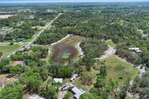 Terreno en venta en Weeki Wachee, Florida № 1629052 - foto 7