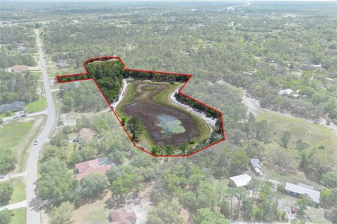 Terreno en venta en Weeki Wachee, Florida № 1629052 - foto 5