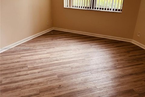 Copropriété à louer à Oakland Park, Floride: 2 chambres, 82.68 m2 № 2154387 - photo 6