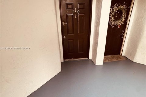 Copropriété à louer à Oakland Park, Floride: 2 chambres, 82.68 m2 № 2154387 - photo 11