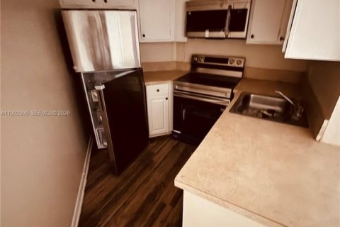 Copropriété à louer à Oakland Park, Floride: 2 chambres, 82.68 m2 № 2154387 - photo 3