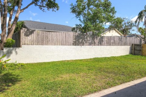 House in Oviedo, Florida 3 bedrooms, 141.03 sq.m. № 1792909 - photo 30