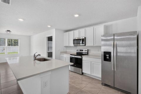 Casa en venta en Alachua, Florida, 3 dormitorios, 150.04 m2 № 2387717 - foto 2