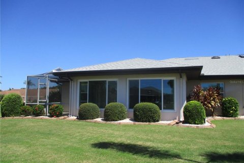 Villa ou maison à louer à Sun City Center, Floride: 2 chambres, 163.14 m2 № 2388627 - photo 22
