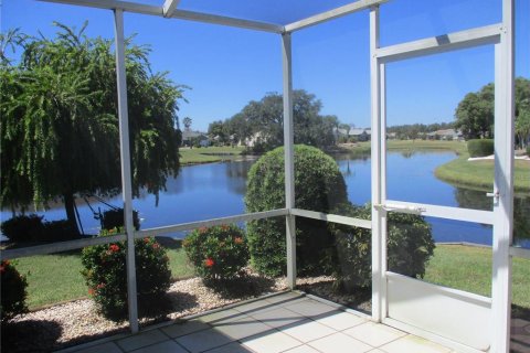 Villa ou maison à louer à Sun City Center, Floride: 2 chambres, 163.14 m2 № 2388627 - photo 21