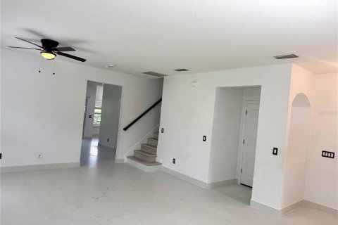 House in Orlando, Florida 5 bedrooms, 285.58 sq.m. № 2379499 - photo 14