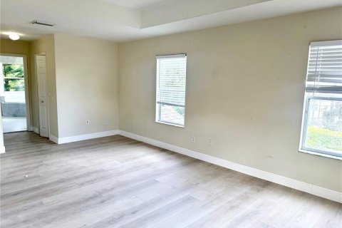 House in Orlando, Florida 5 bedrooms, 285.58 sq.m. № 2379499 - photo 22