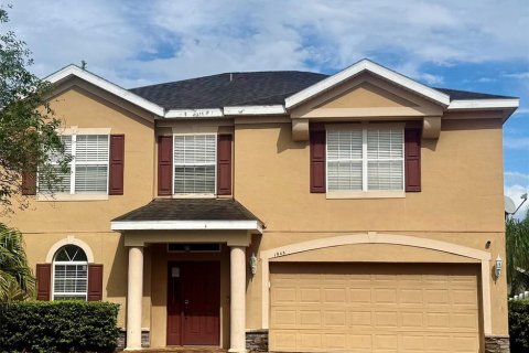 House in Orlando, Florida 5 bedrooms, 285.58 sq.m. № 2379499
