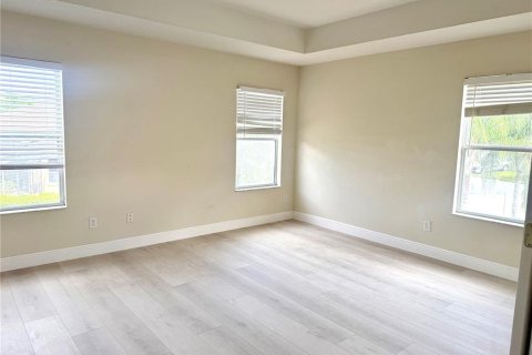 House in Orlando, Florida 5 bedrooms, 285.58 sq.m. № 2379499 - photo 19