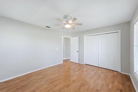 House in Sarasota, Florida 3 bedrooms, 197.42 sq.m. № 2421755 - photo 11