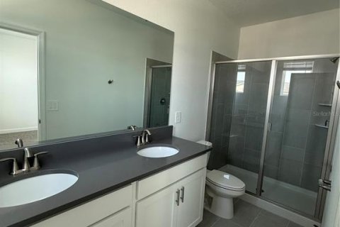 House in Davenport, Florida 6 bedrooms, 305.74 sq.m. № 2166372 - photo 17