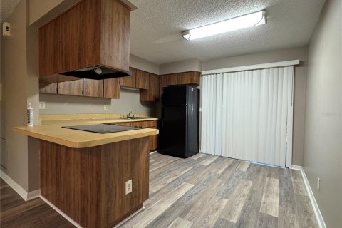 Appartement à louer à Seffner, Floride: 2 chambres, 78.04 m2 № 2207727 - photo 5