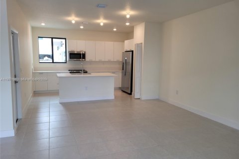 Touwnhouse à Doral, Floride 3 chambres, 149.02 m2 № 2051430