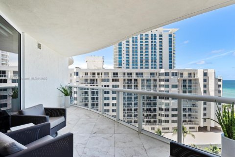 Copropriété à vendre à Sunny Isles Beach, Floride: 2 chambres, 175.21 m2 № 1779140 - photo 12