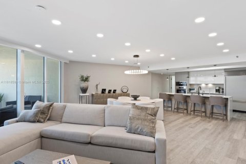 Copropriété à vendre à Sunny Isles Beach, Floride: 2 chambres, 175.21 m2 № 1779140 - photo 6