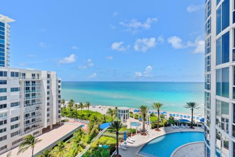 Copropriété à vendre à Sunny Isles Beach, Floride: 2 chambres, 175.21 m2 № 1779140 - photo 9