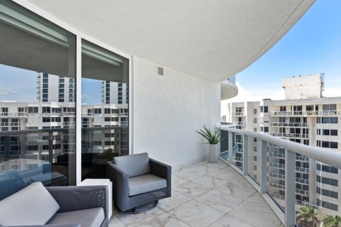 Copropriété à vendre à Sunny Isles Beach, Floride: 2 chambres, 175.21 m2 № 1779140 - photo 14