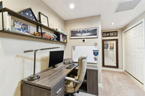 Townhouse in Tampa, Florida 2 bedrooms, 141.4 sq.m. № 1538238 - photo 27