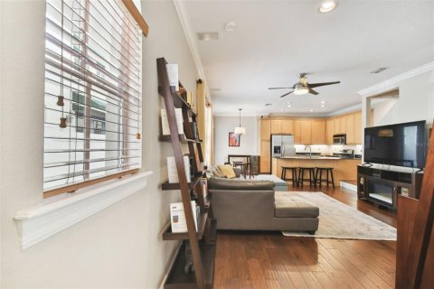 Townhouse in Tampa, Florida 2 bedrooms, 141.4 sq.m. № 1538238 - photo 7