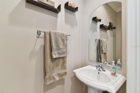 Townhouse in Tampa, Florida 2 bedrooms, 141.4 sq.m. № 1538238 - photo 10