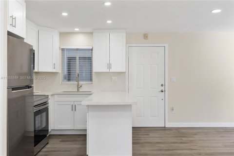 Condominio en venta en Miami, Florida, 1 dormitorio, 58.53 m2 № 1992790 - foto 5