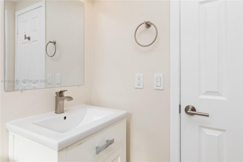 Condominio en venta en Miami, Florida, 1 dormitorio, 58.53 m2 № 1992790 - foto 26