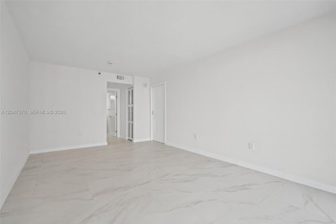 Copropriété à louer à Miami, Floride: 1 chambre, 82.68 m2 № 2263354 - photo 24