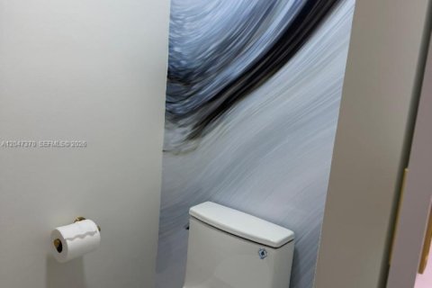 Copropriété à louer à Miami, Floride: 1 chambre, 82.68 m2 № 2263354 - photo 14