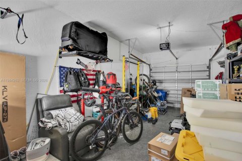 Townhouse in Weston, Florida 2 bedrooms, 93.37 sq.m. № 2051417 - photo 17