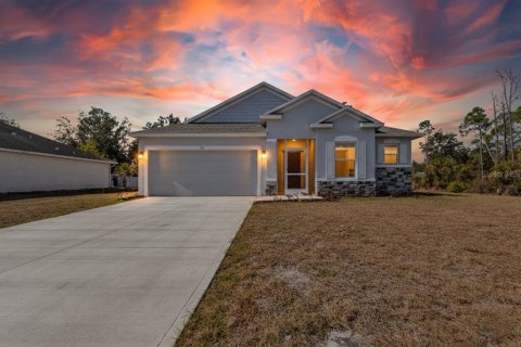 Casa en North Port, Florida 3 dormitorios, 184.32 m2 № 2099587