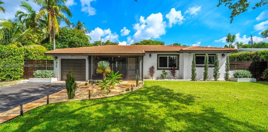 Casa en El Portal, Florida 3 dormitorios, 160.54 m2 № 1933125