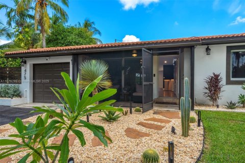 Casa en venta en El Portal, Florida, 3 dormitorios, 160.54 m2 № 1933125 - foto 2