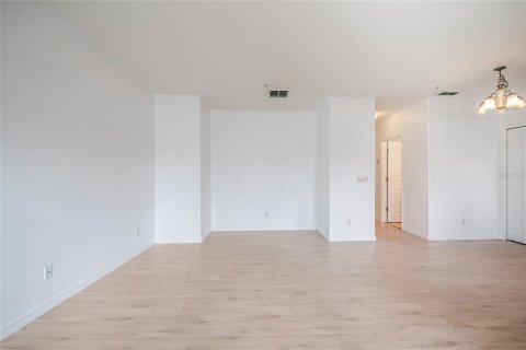 Купить таунхаус в Киссимми, Флорида 4 комнаты, 169.45м2, № 2115866 - фото 28
