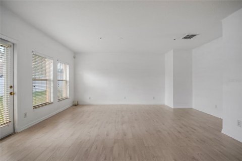 Купить таунхаус в Киссимми, Флорида 4 комнаты, 169.45м2, № 2115866 - фото 27