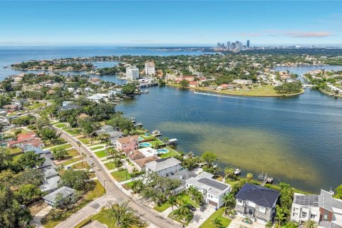 Villa ou maison à vendre à Saint Petersburg, Floride: 3 chambres, 204.48 m2 № 2239707 - photo 12