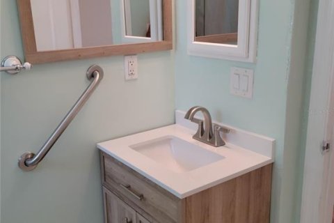 Appartement à louer à Sarasota, Floride: 2 chambres, 73.58 m2 № 2425406 - photo 8