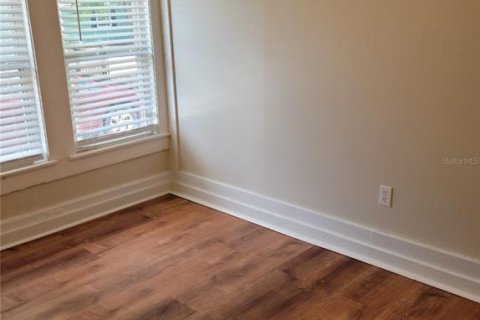 Appartement à louer à Sarasota, Floride: 2 chambres, 73.58 m2 № 2425406 - photo 10