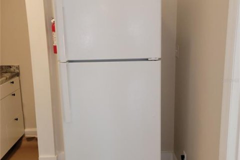 Appartement à louer à Sarasota, Floride: 2 chambres, 73.58 m2 № 2425406 - photo 5