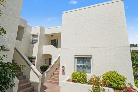 Condo in Sarasota, Florida, 2 bedrooms № 2102261
