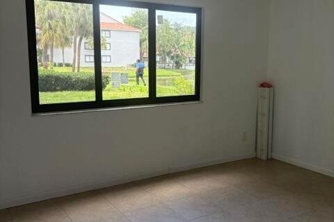 Condo in Coral Springs, Florida, 3 bedrooms  № 2183904 - photo 12