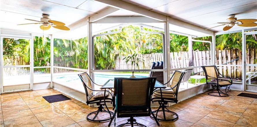 Villa ou maison à Boca Raton, Floride 3 chambres № 1099016
