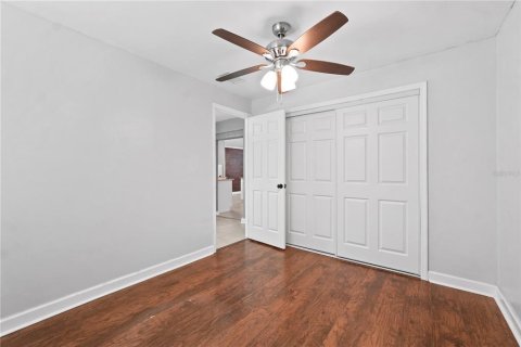 House in Spring Hill, Florida 3 bedrooms, 122.82 sq.m. № 2216775 - photo 20