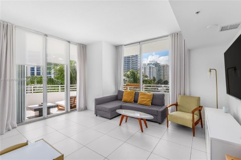 Condo in Miami Beach, Florida, 3 bedrooms  № 1809043 - photo 6