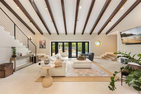 Casa en venta en Palmetto Bay, Florida, 5 dormitorios, 430.42 m2 № 1847724 - foto 1