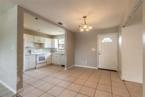 Townhouse in Daytona Beach, Florida 3 bedrooms, 102.75 sq.m. № 2210390 - photo 7