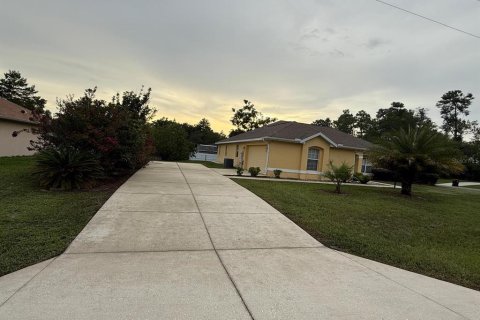 Casa en alquiler en Ocala, Florida, 3 dormitorios, 198.35 m2 № 1833416 - foto 2