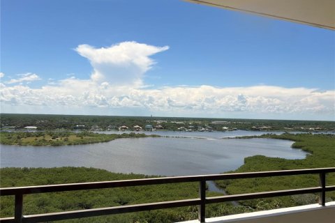 Condo in Flagler Beach, Florida, 3 bedrooms  № 1919264 - photo 13